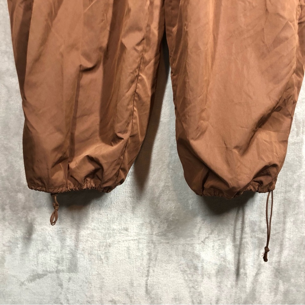 Offline Aerie Baggy Cargo Parachute Pants XL Short Brown Elastic Lightweight NWT - Picture 5 of 11